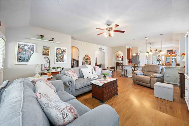 $306,000 | 10015 Lynnwood Drive, Baytown, TX 77521