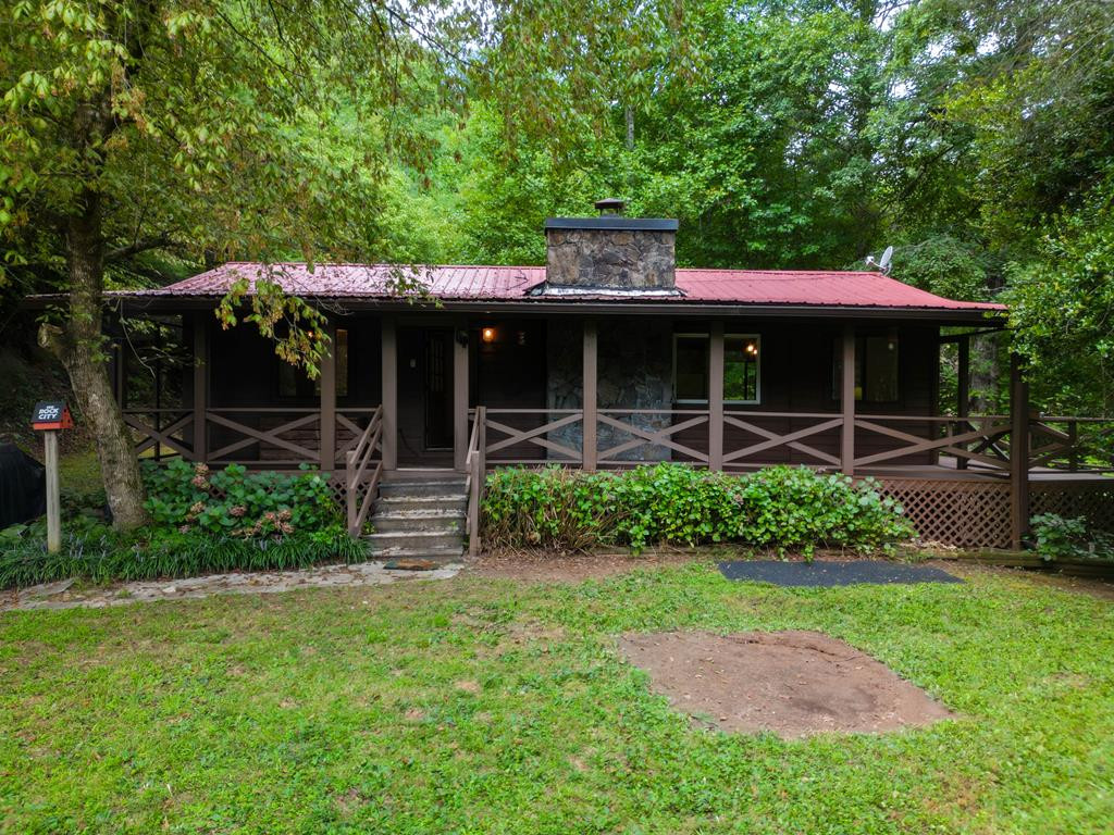 335 Davis Creek Road Murphy, NC 28906 - Photo 1 of 20 Main View