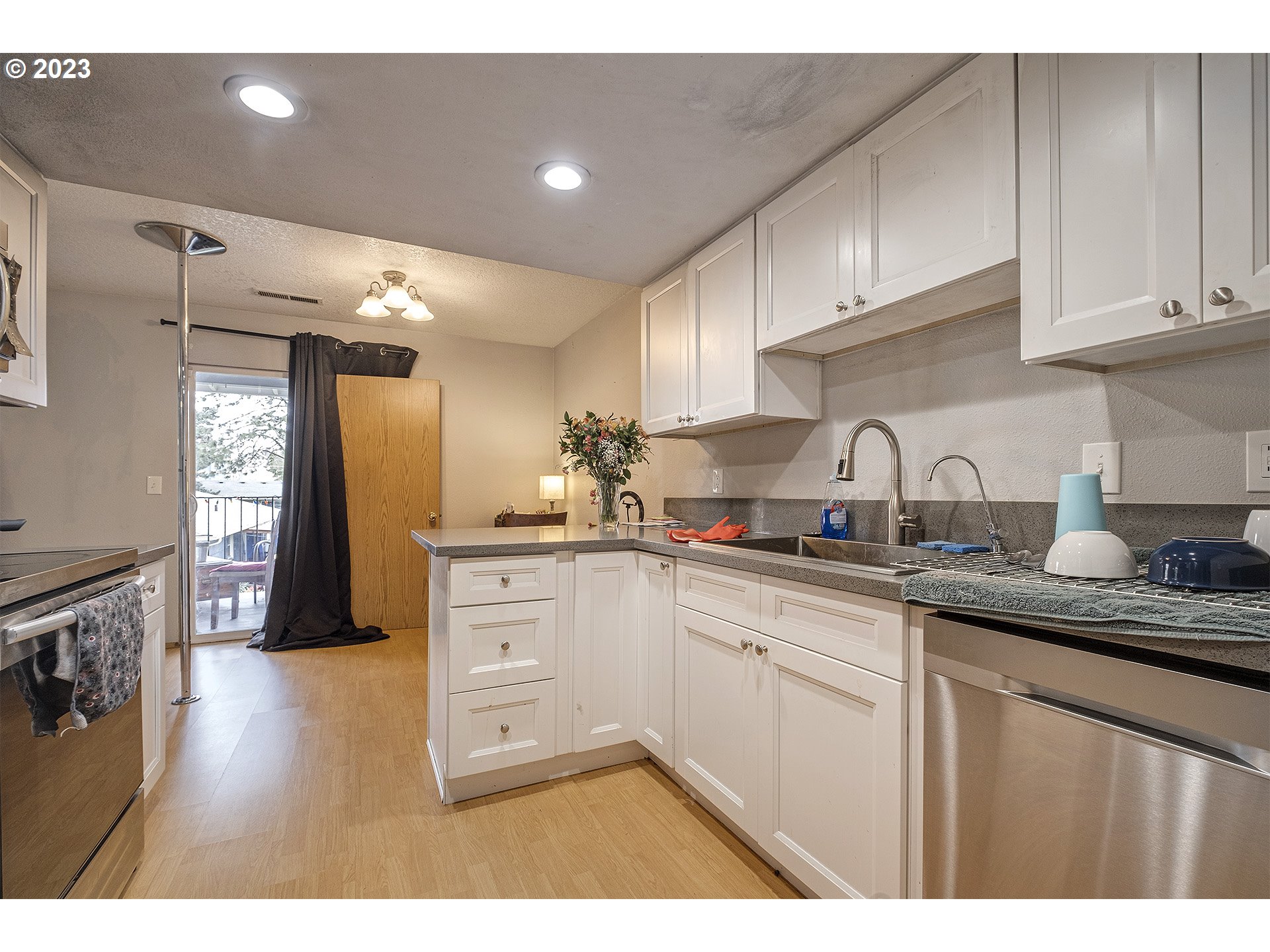 15000 Southwest Farmington Road, Unit 2 Beaverton, OR 97007 - Photo 3 of 16 Gallery Image 3