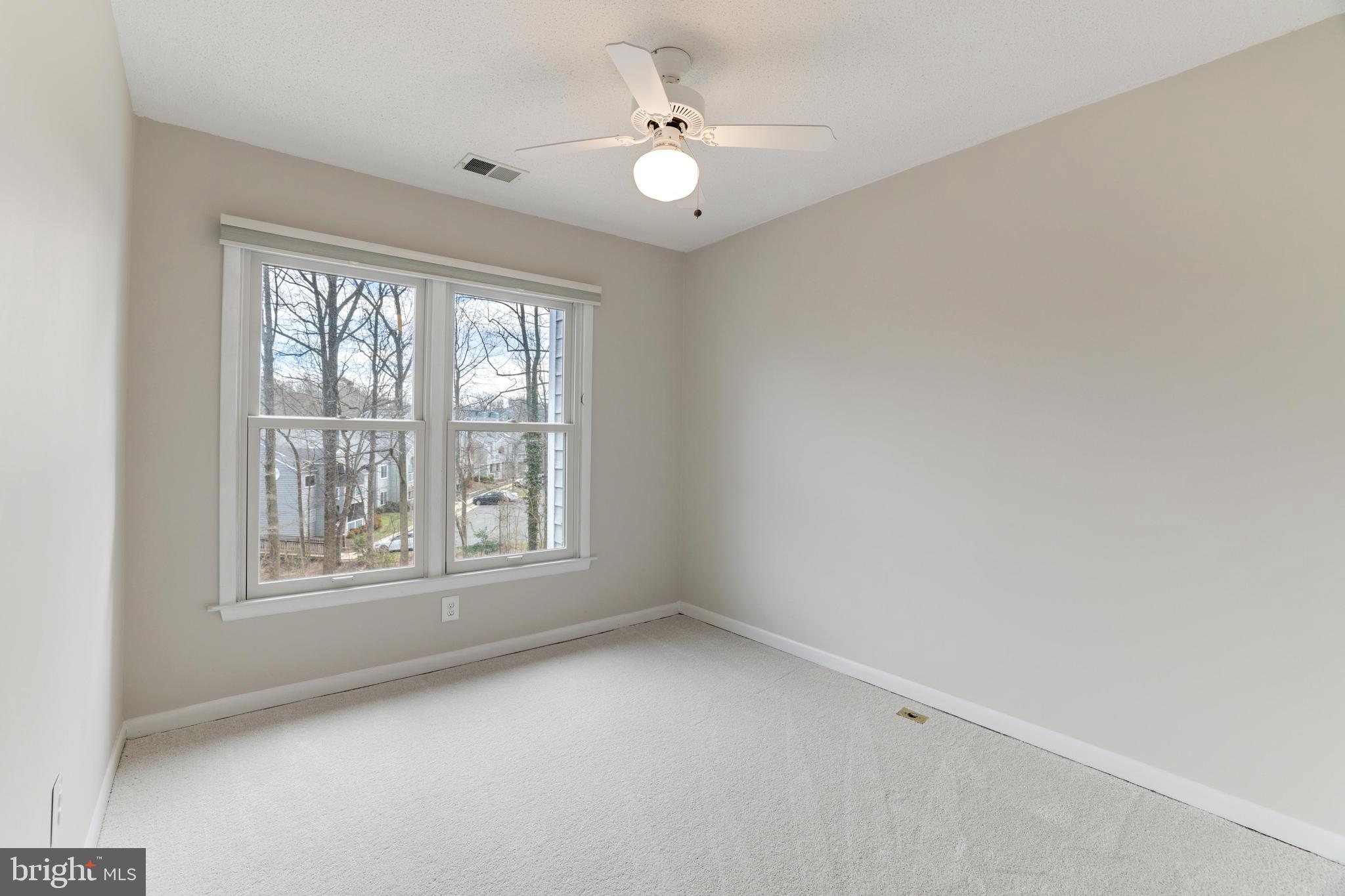 1430 Newport Spring Court Reston, VA 20194 - Photo 35 of 44