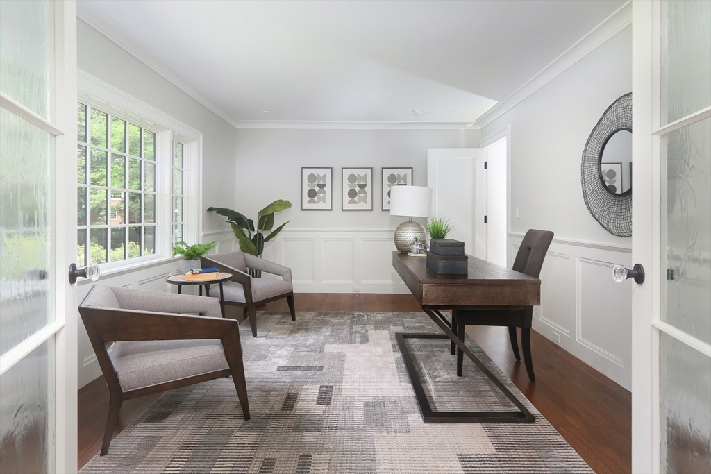194 Hobart Road Newton, MA 02467 - Photo 20 of 37 a living room with furniture and a window