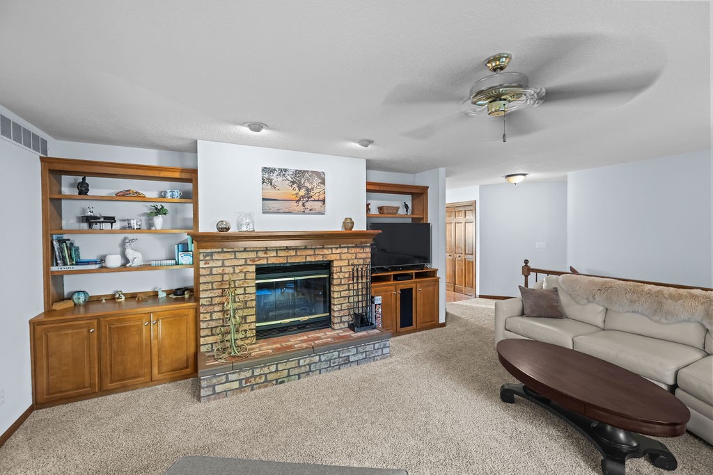 1110 Woodridge Court Decatur, IL 62526 - Photo 12 of 45 Gallery Image 12
