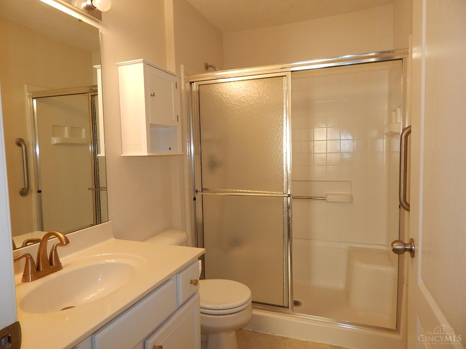 3414 North Bend Road, Unit 2 Cincinnati, OH 45247 - Photo 7 of 12 Gallery Image 7