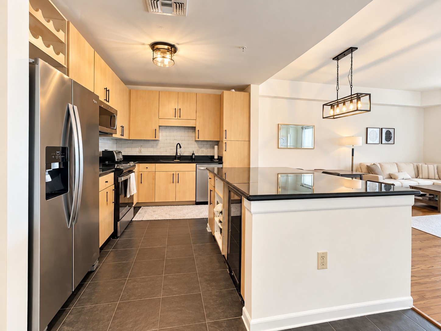 3505 Sage Road, Unit 507 Houston, TX 77056 - Photo 10 of 46 Gallery Image 10