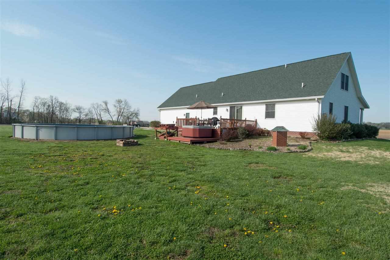 1742 South Henderson Road Vincennes, IN 47591 - Photo 16 of 17 Gallery Image 16