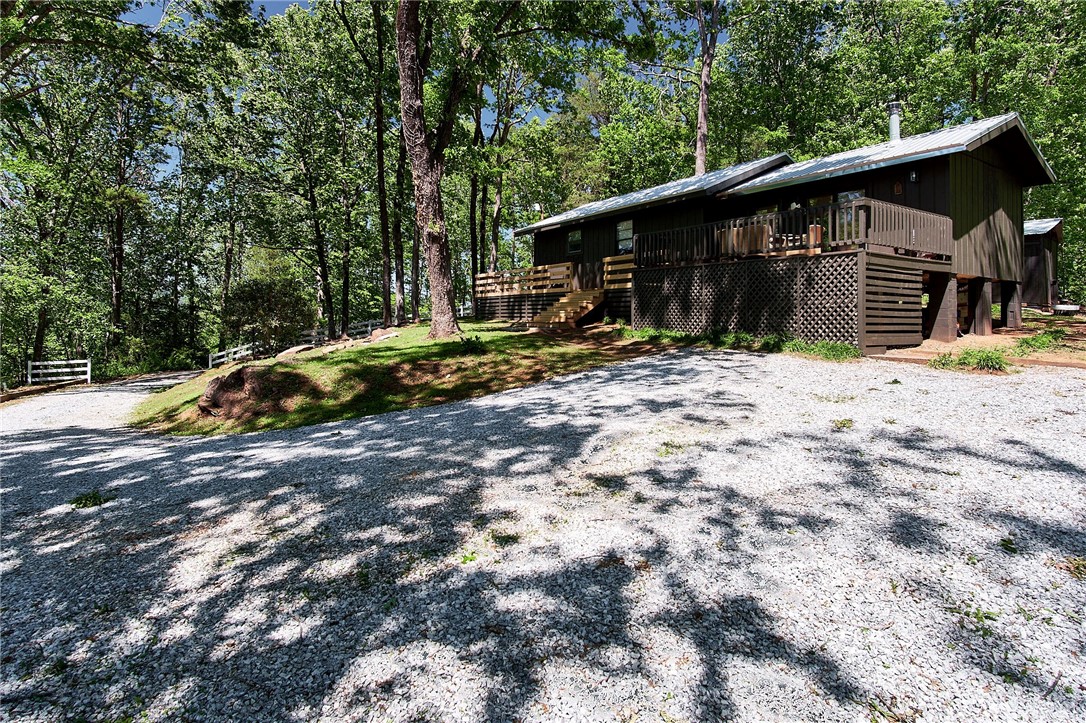 207 Whitewater Lake Road Tamassee, SC 29686 - Photo 8 of 47 Gallery Image 8