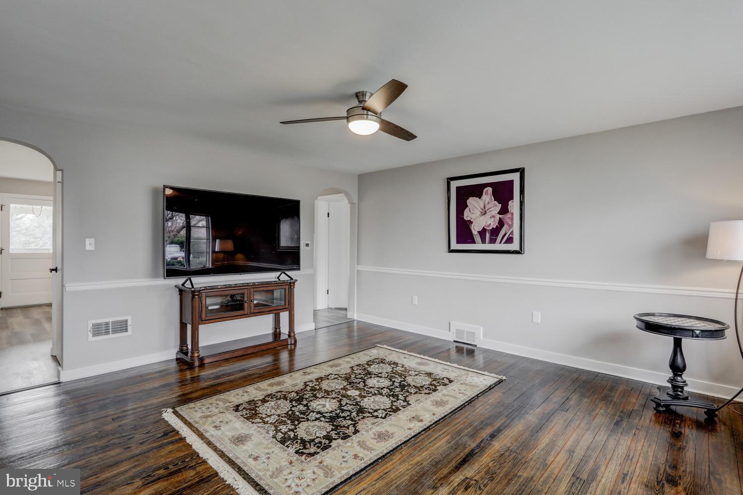 210 Rosedale Avenue Lancaster, PA 17603 - Photo 8 of 41 Gallery Image 8