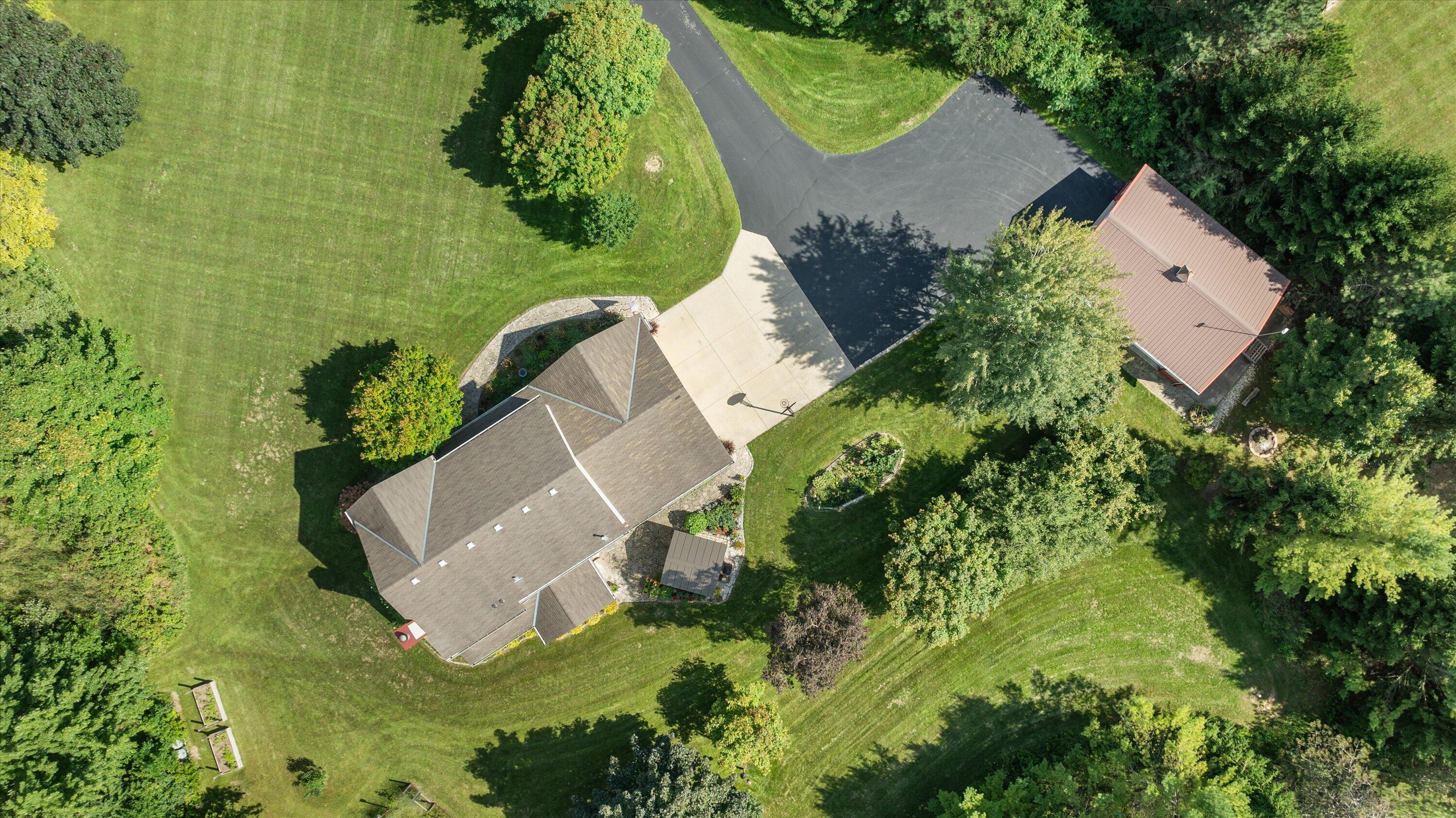 1669 Lake Shore Road Grafton, WI 53024 - Photo 67 of 70 Aerial View