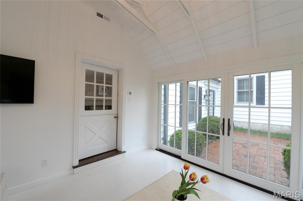 9043 Ladue Road Ladue, MO 63124 - Photo 13 of 63