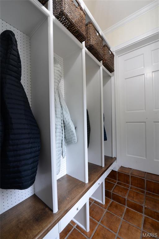 9043 Ladue Road Ladue, MO 63124 - Photo 16 of 63