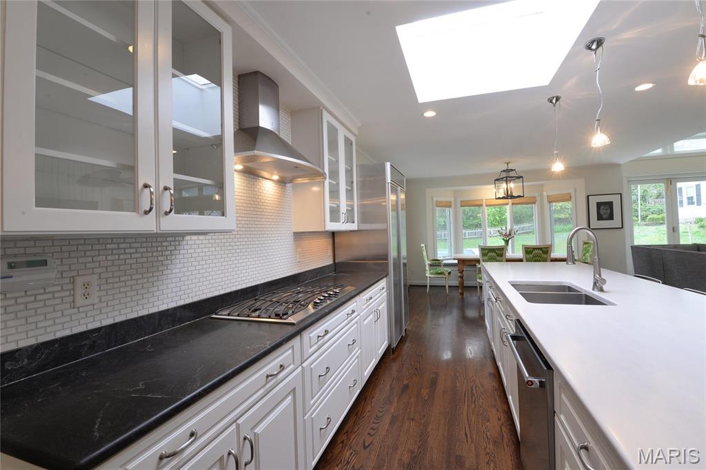 9043 Ladue Road Ladue, MO 63124 - Photo 17 of 63