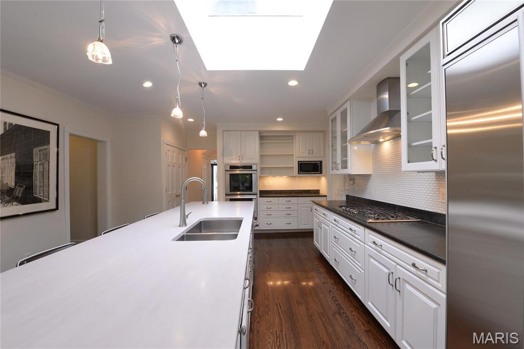 9043 Ladue Road Ladue, MO 63124 - Photo 22 of 63