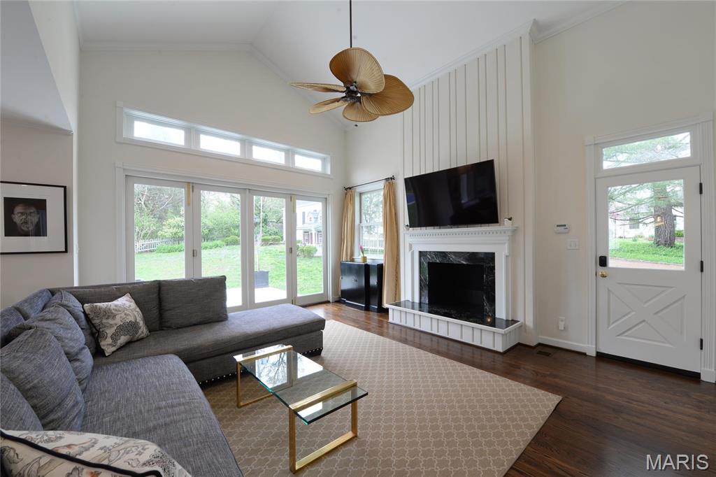 9043 Ladue Road Ladue, MO 63124 - Photo 25 of 63