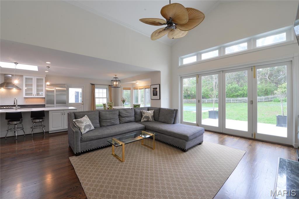 9043 Ladue Road Ladue, MO 63124 - Photo 26 of 63