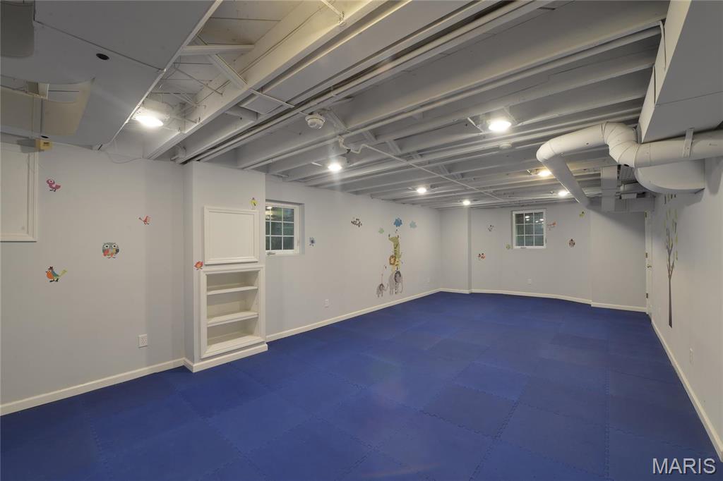 9043 Ladue Road Ladue, MO 63124 - Photo 50 of 63