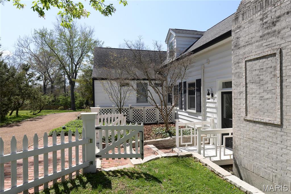 9043 Ladue Road Ladue, MO 63124 - Photo 58 of 63