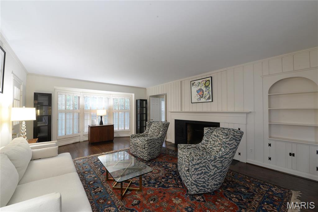 9043 Ladue Road Ladue, MO 63124 - Photo 9 of 63