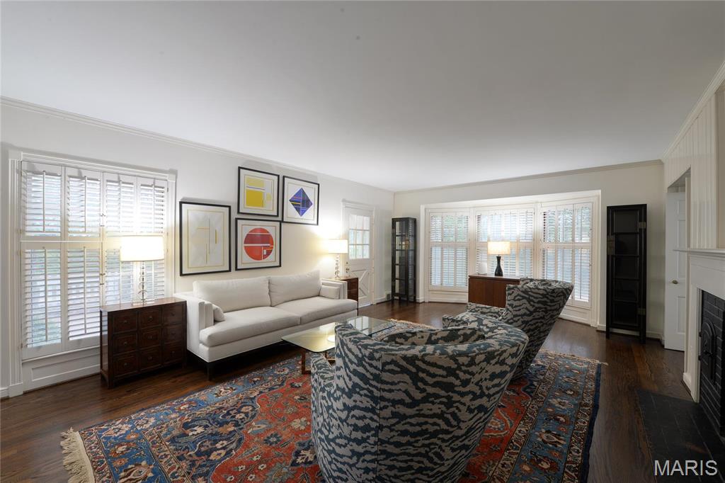 9043 Ladue Road Ladue, MO 63124 - Photo 10 of 63