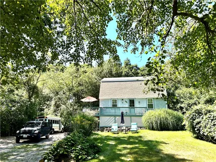 $850,000 | 5 Shadberry Trail, South Kingstown, RI 02879