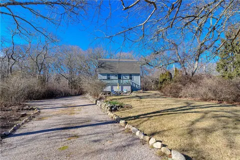 $850,000 | 5 Shadberry Trail, South Kingstown, RI 02879