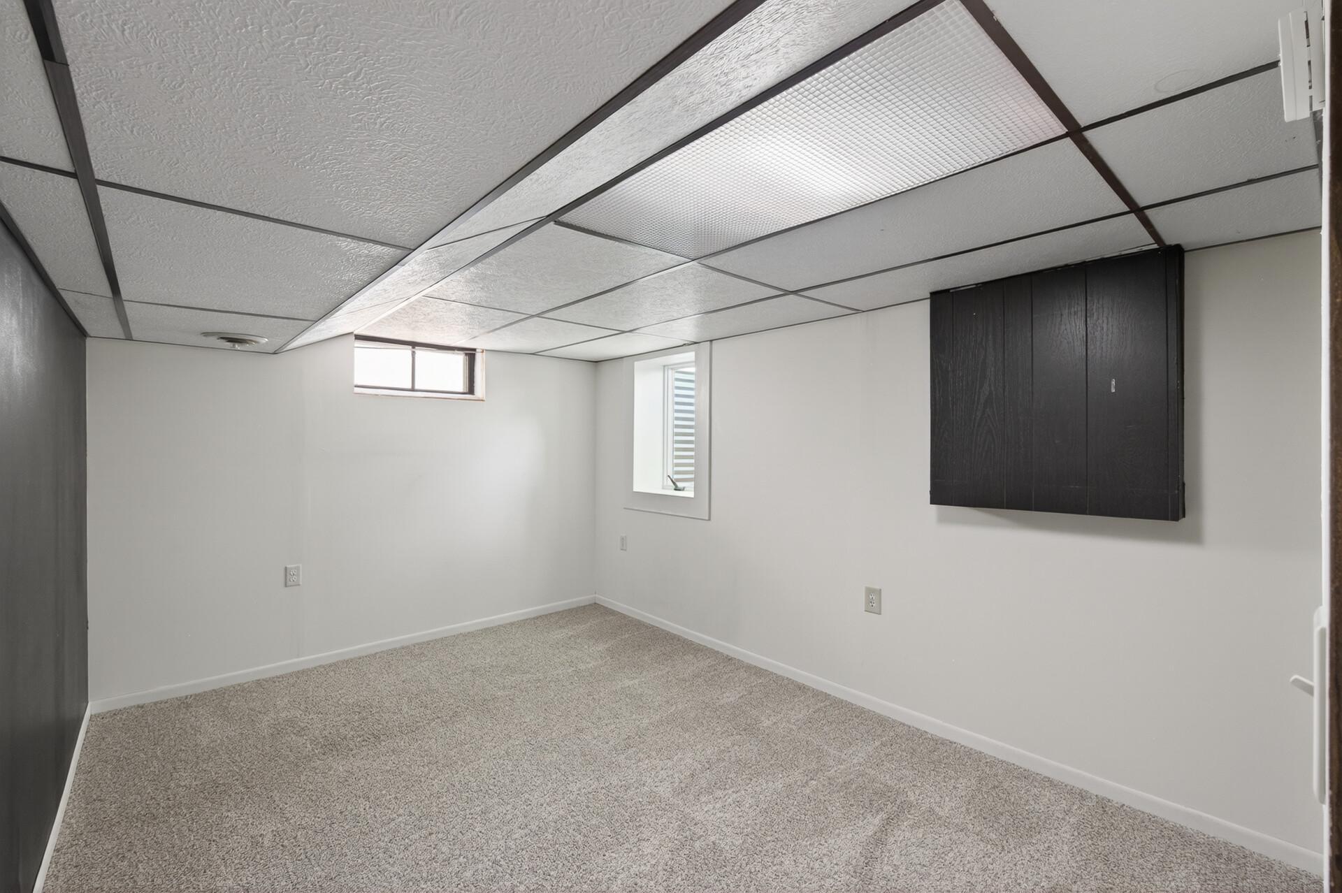 5010 6th Street Northeast Columbia Heights, MN 55421 - Photo 26 of 44