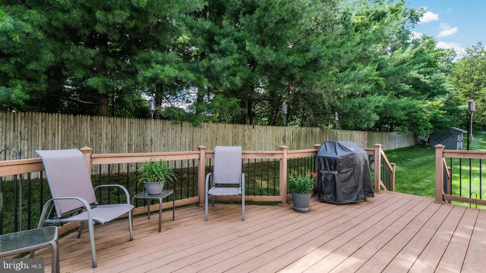 121 Mclaughlin Drive Aston, PA 19014 - Photo 19 of 47