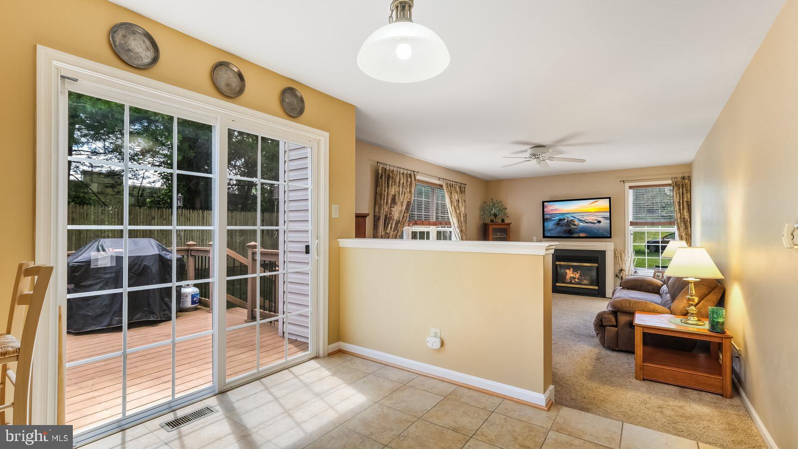 121 Mclaughlin Drive Aston, PA 19014 - Photo 20 of 47