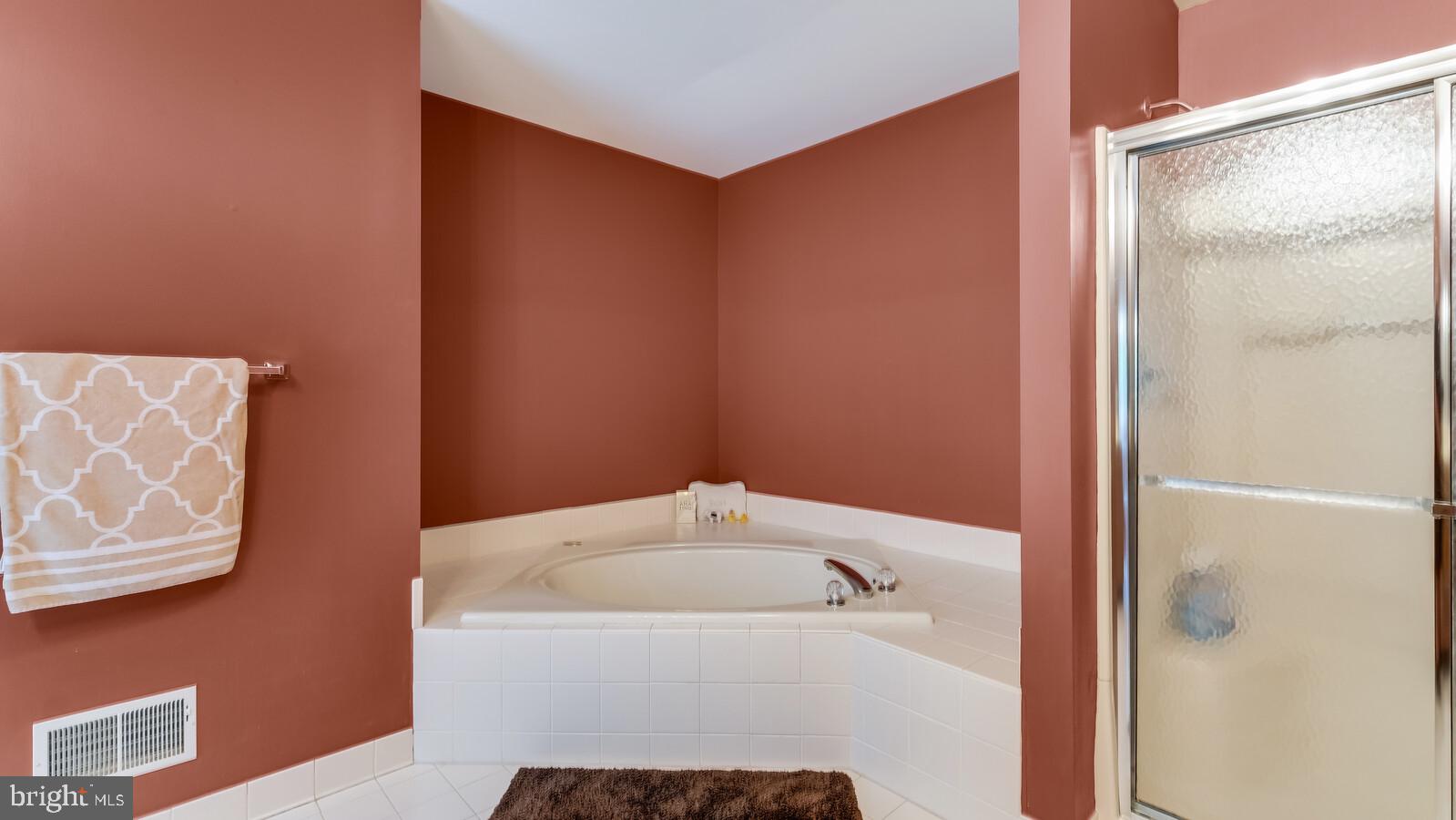 121 Mclaughlin Drive Aston, PA 19014 - Photo 30 of 47