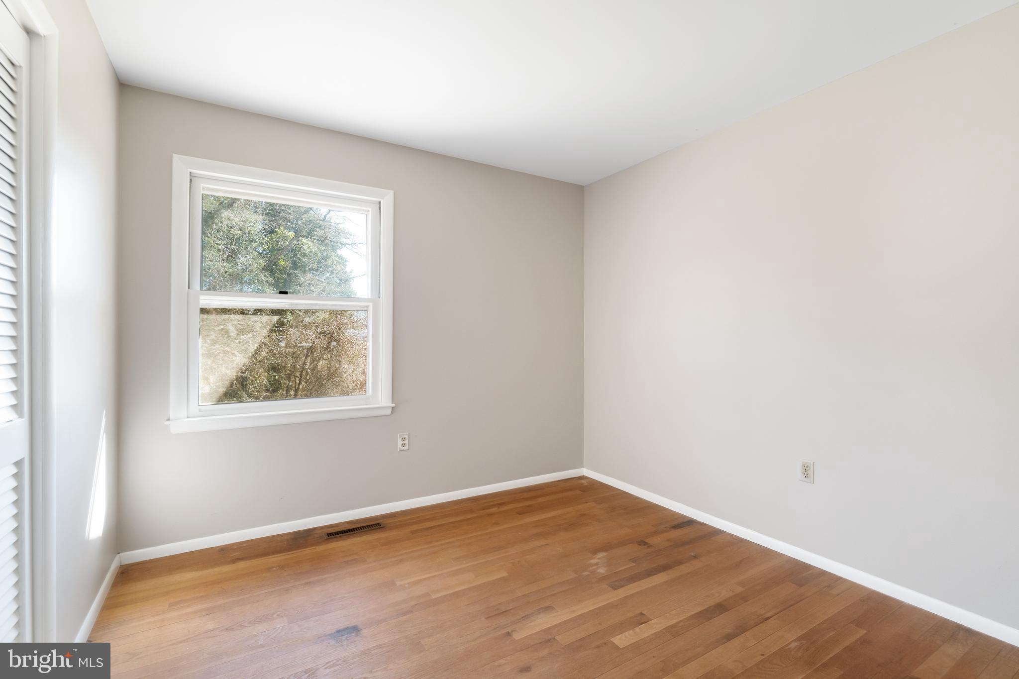 629 Hances Point Road North East, MD 21901 - Photo 13 of 21 Bedroom 3