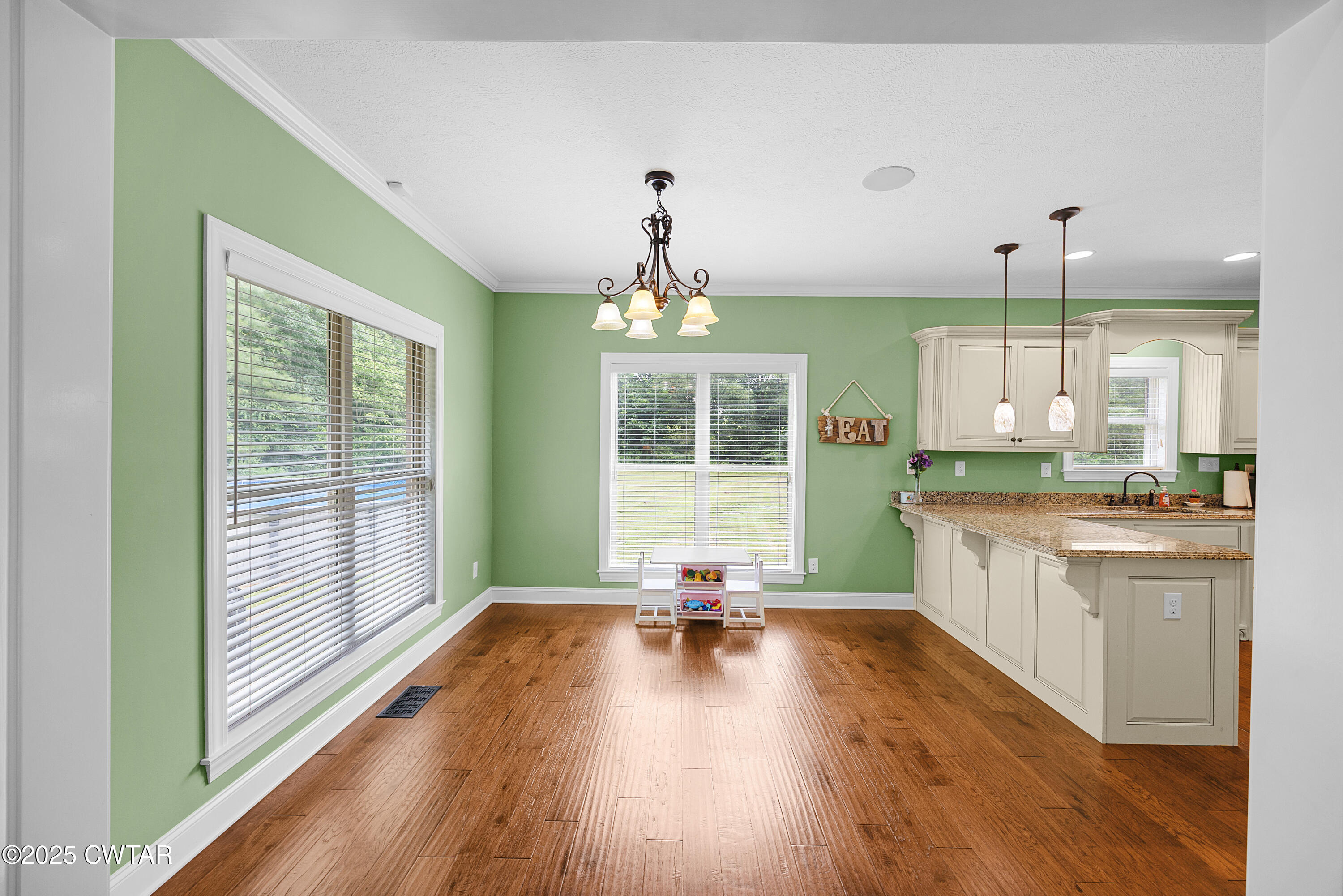 515 Ridgewood Drive Henderson, TN 38340 - Photo 11 of 28 E02A4109