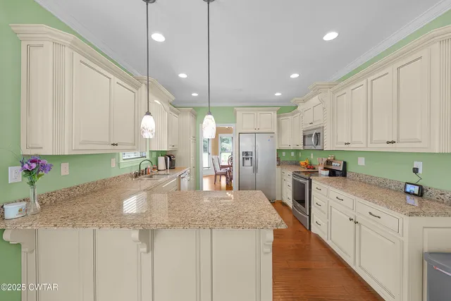 $525,000 | 515 Ridgewood Drive, Henderson, TN 38340