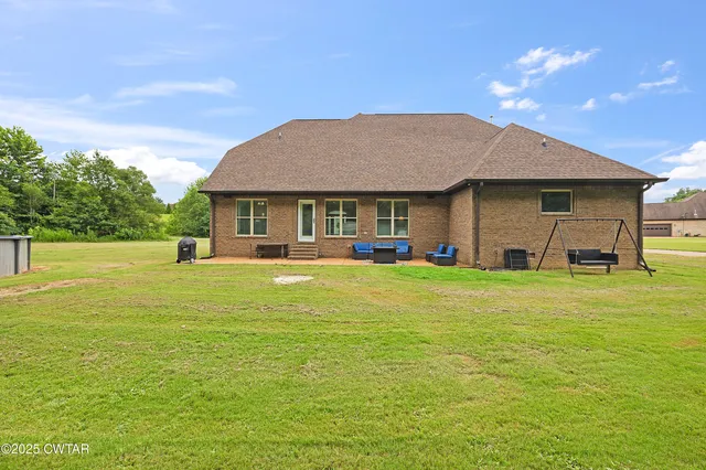 $525,000 | 515 Ridgewood Drive, Henderson, TN 38340