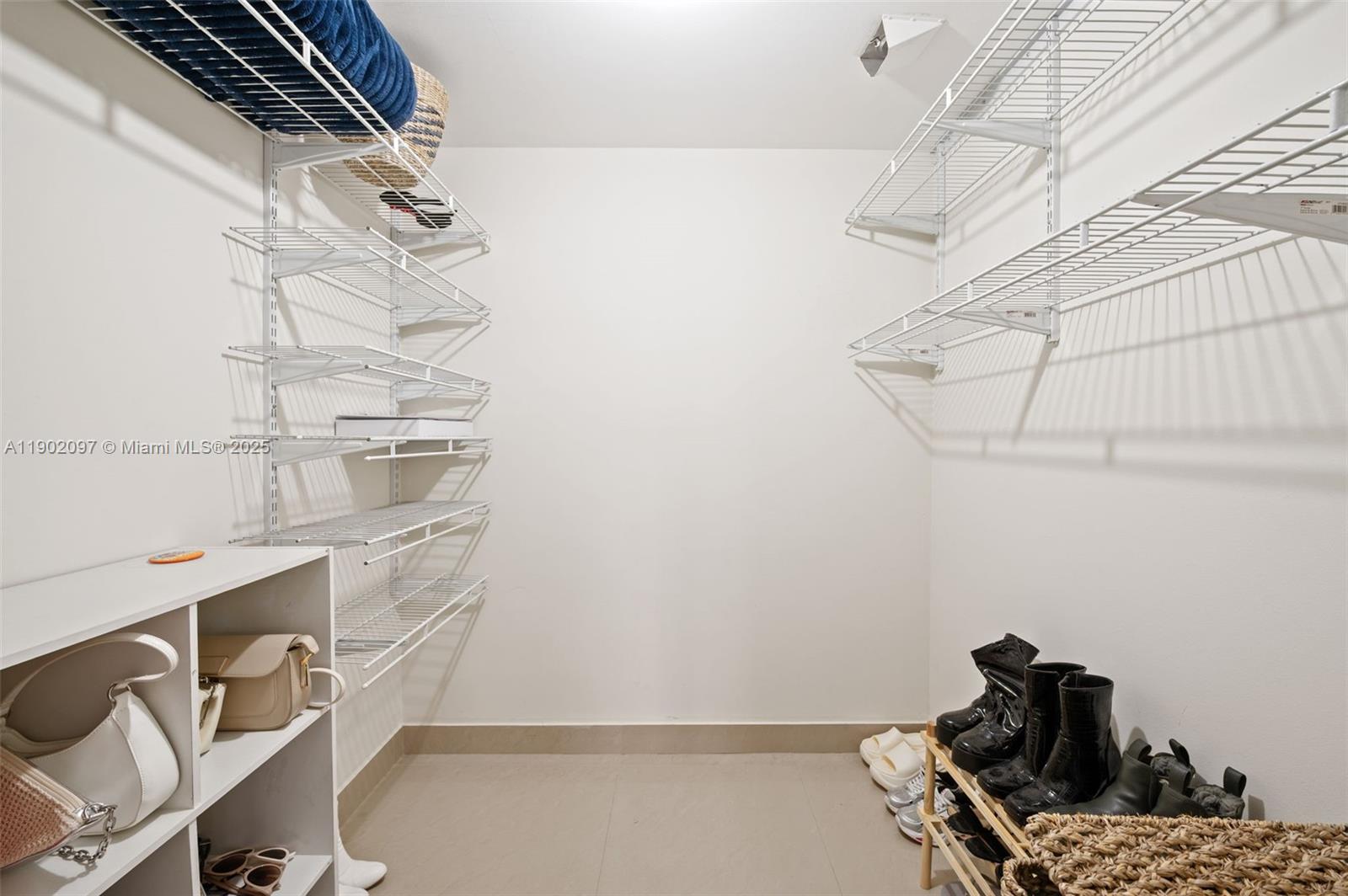 1833 South Ocean Drive, Unit 809 Hallandale Beach, FL 33009 - Photo 17 of 26 a view of a workspace