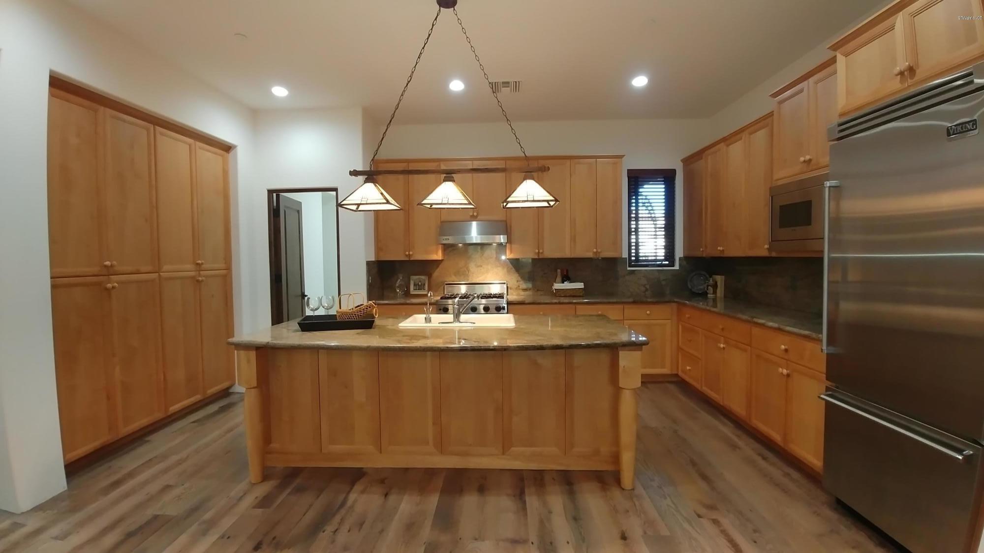 2871 South Lookout Ridge Gold Canyon, AZ 85118 - Photo 5 of 17 Kitchen