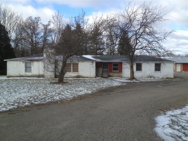 926 Clarendon Road Quincy, MI 49082 - Photo 1 of 7 Primary Photo