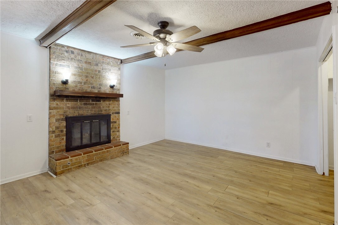 606 Wheelock Street Hearne, TX 77859 - Photo 16 of 34