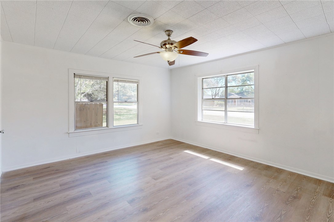 606 Wheelock Street Hearne, TX 77859 - Photo 24 of 34