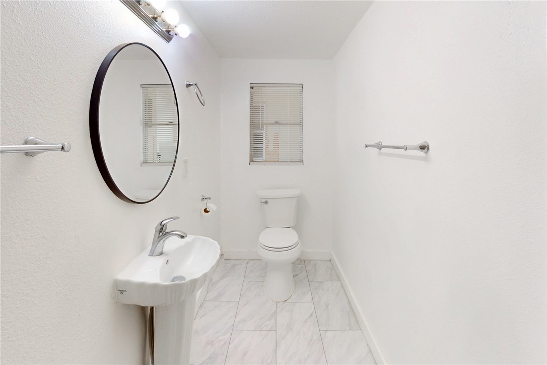 606 Wheelock Street Hearne, TX 77859 - Photo 29 of 34