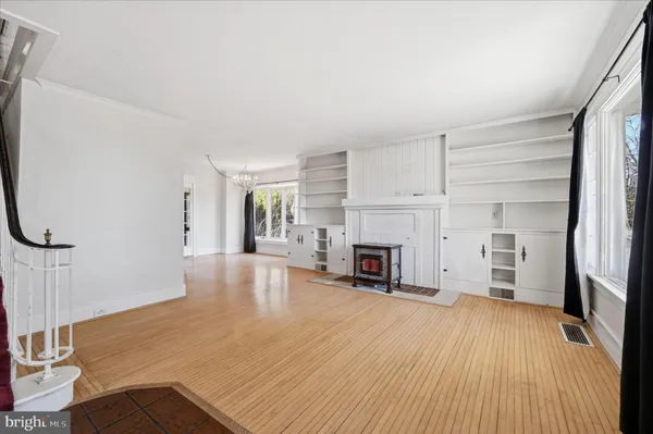 $344,900 | 450 Fountain Avenue, Reading, PA 19606