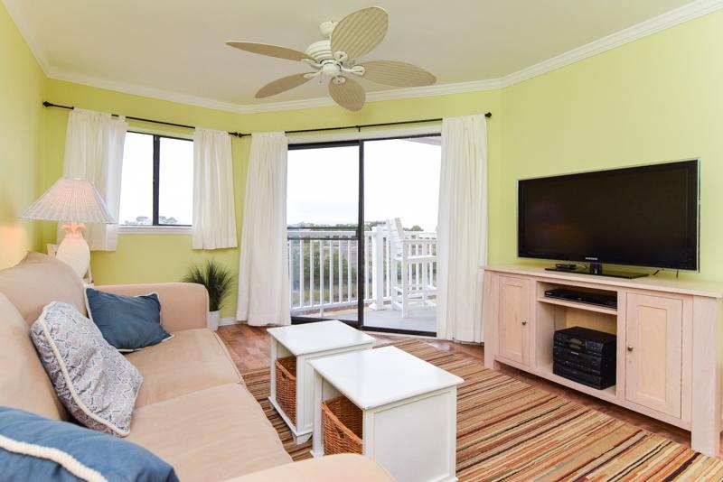 3701 Docksite Road, Unit 209 Edisto Beach, SC 29438 - Photo 7 of 33 Living Area 5