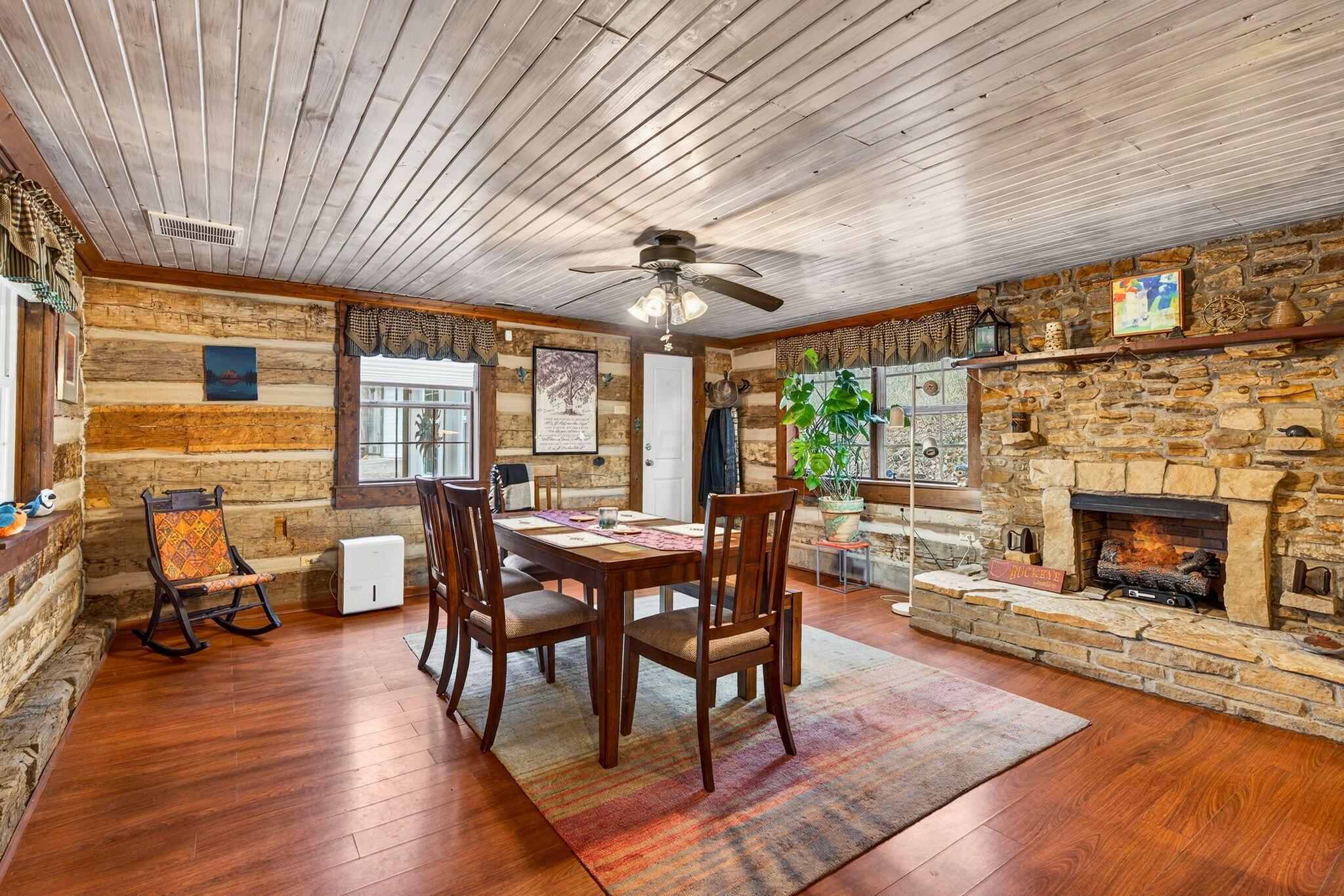 2261 Valley Chapel Road Jackson, OH 45640 - Photo 25 of 53 26. Dining Room 5