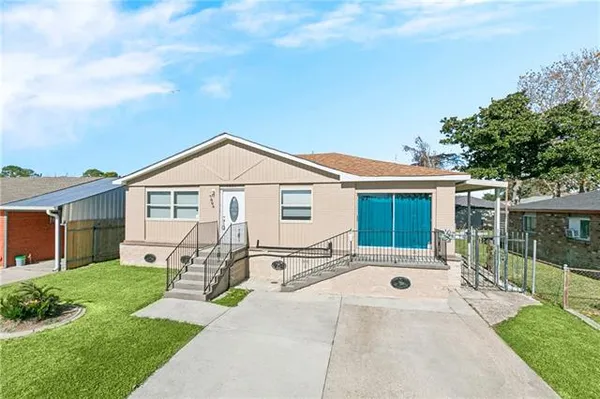 $1,800 | 7804 Britt Street, Westwego, LA 70094