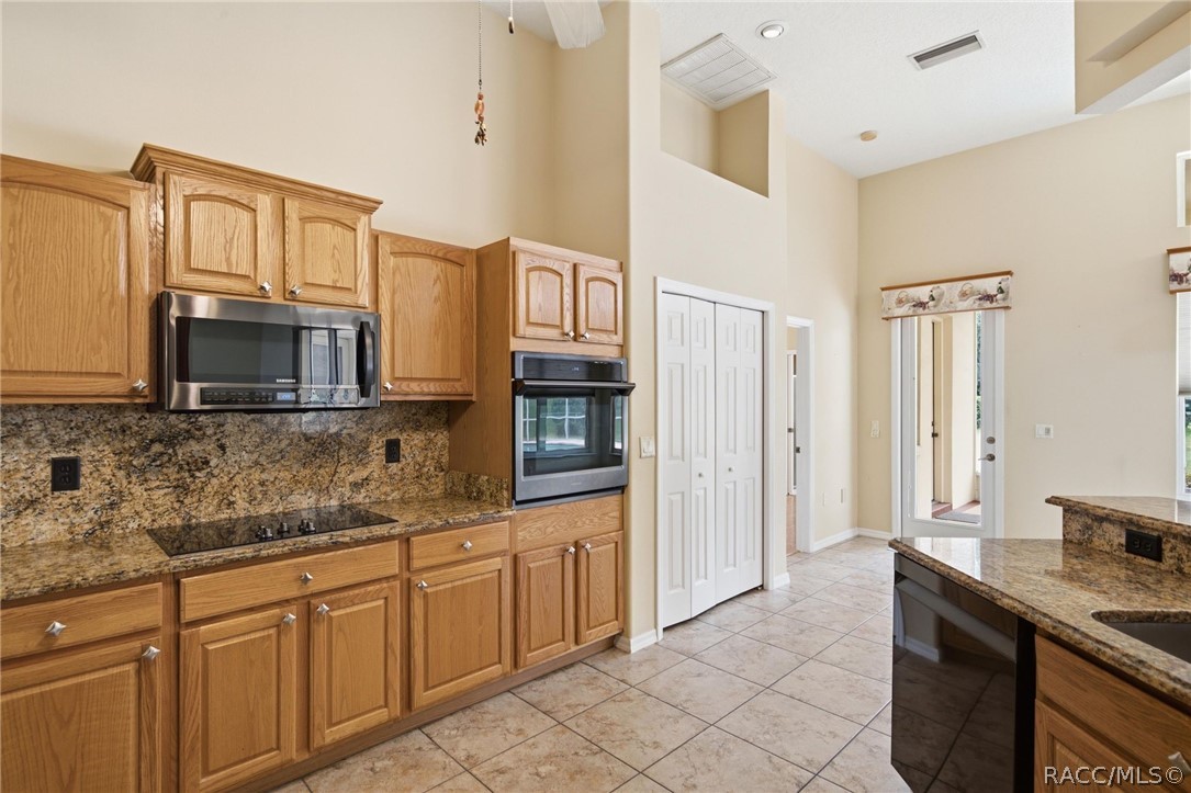 926 East Triple Crown Loop Hernando, FL 34442 - Photo 29 of 86 Gallery Image 29