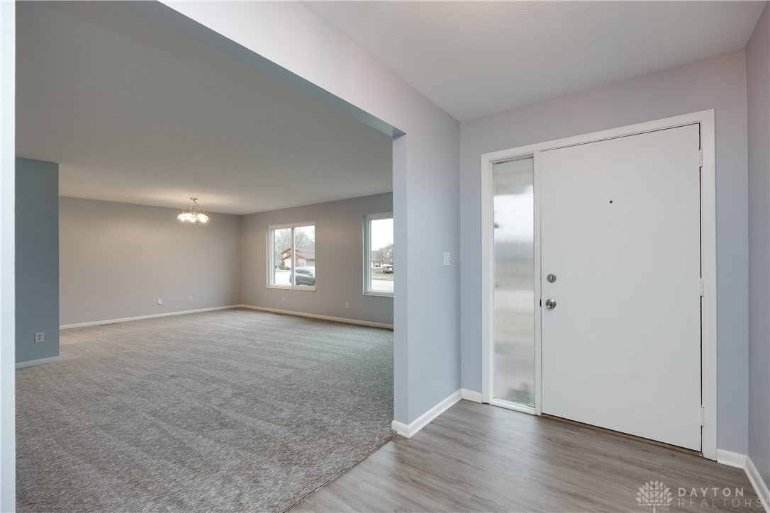 4204 Wagner Road Kettering, OH 45440 - Photo 5 of 58