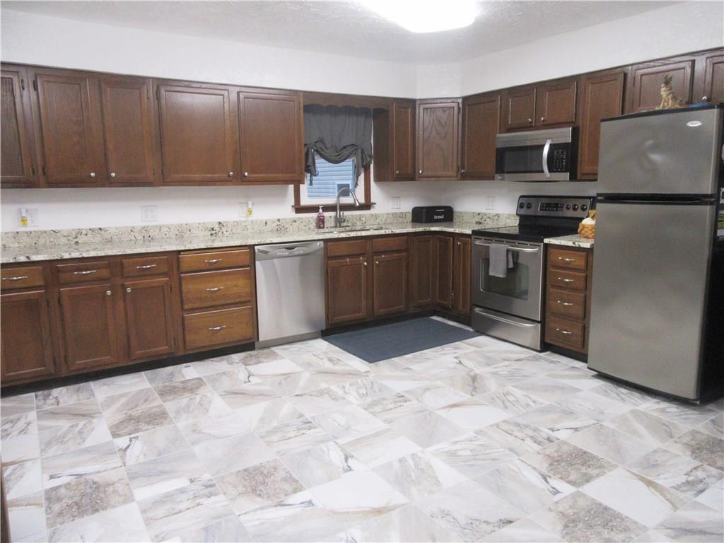 132 Salem Church Road Midland, PA 15059 - Photo 2 of 24 Gallery Image 2