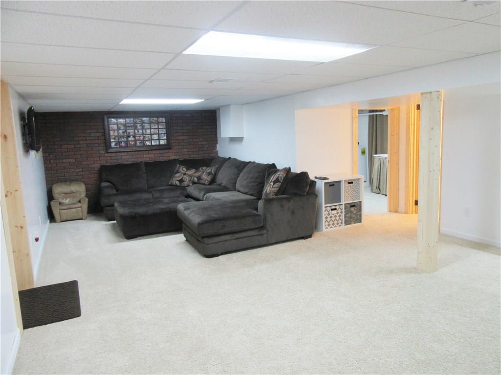 132 Salem Church Road Midland, PA 15059 - Photo 12 of 24 Gallery Image 12