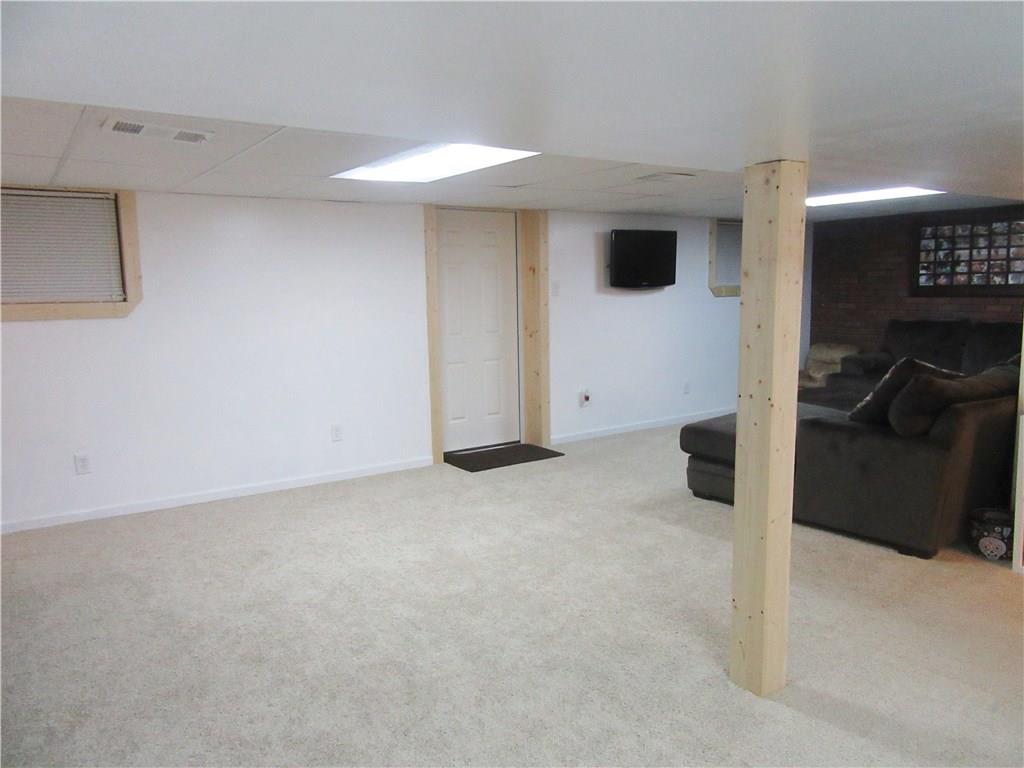 132 Salem Church Road Midland, PA 15059 - Photo 14 of 24 Gallery Image 14
