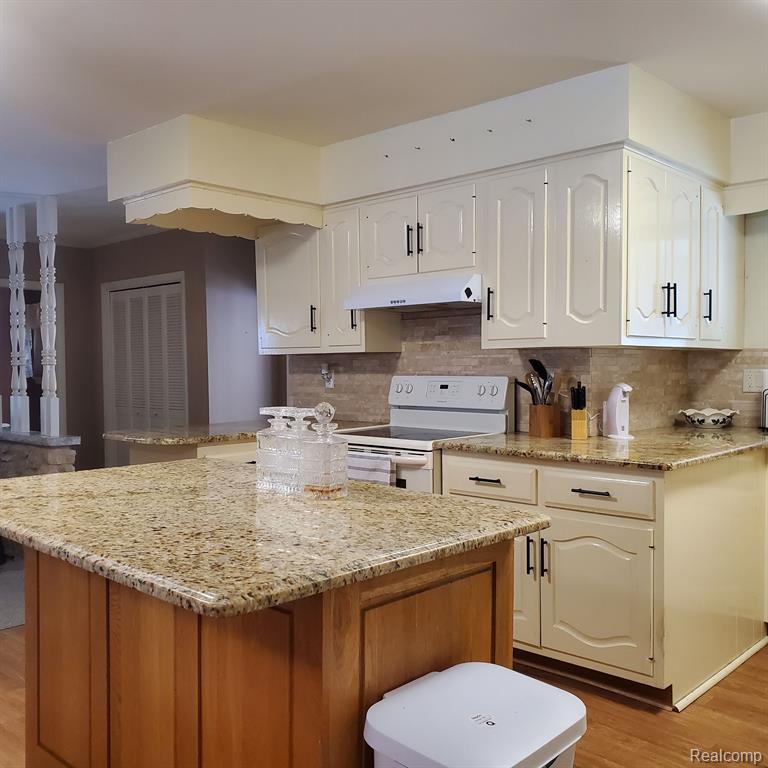 4153 Hackberry Road Bridgeport, MI 48722 - Photo 14 of 53