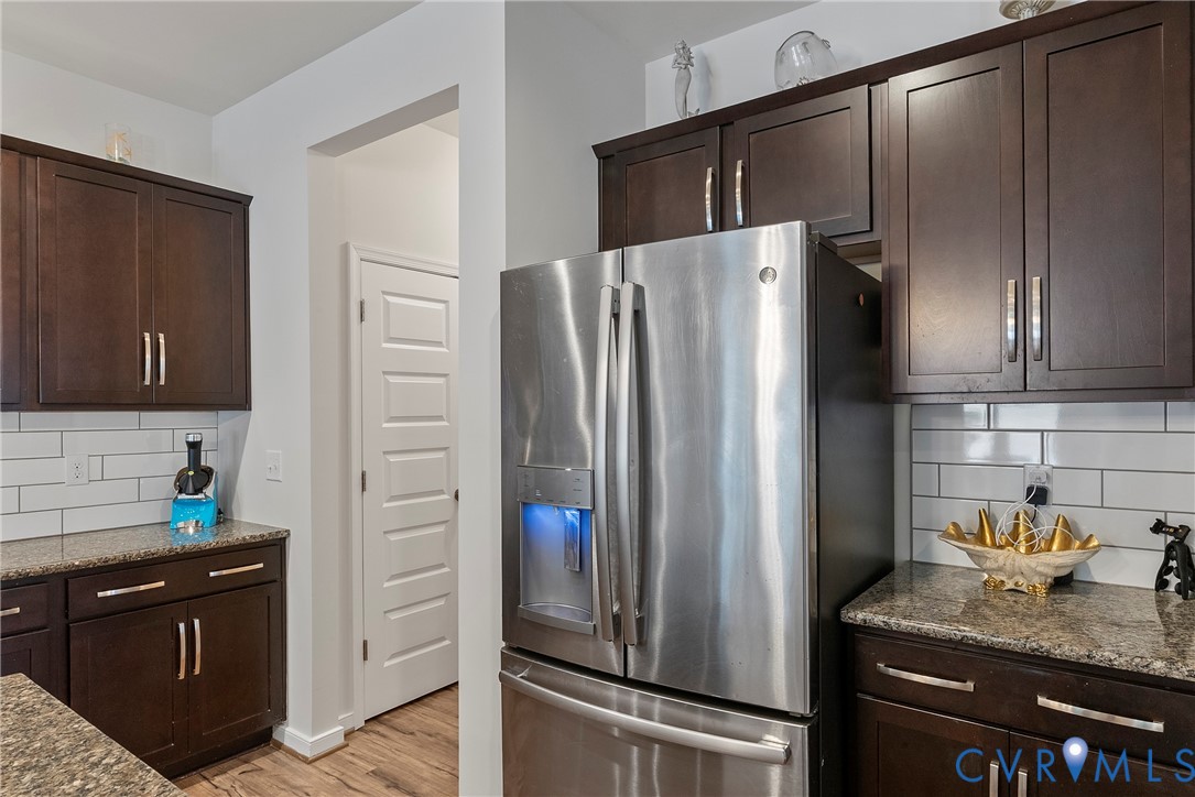 9876 Honeybee Drive Mechanicsville, VA 23116 - Photo 5 of 29