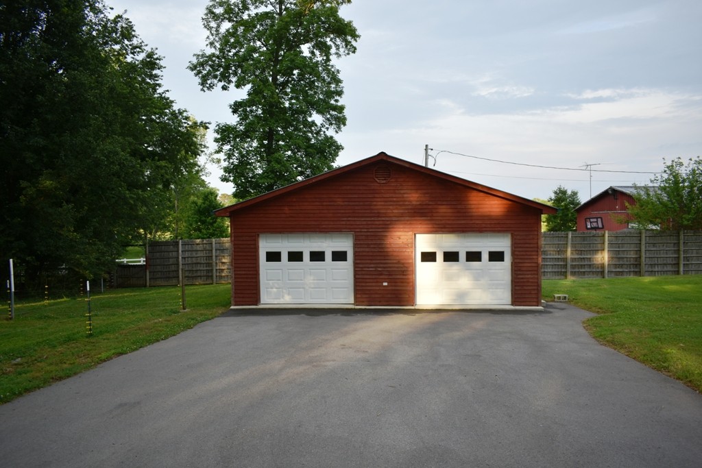 1793 Old Blue Springs Road Smithville, TN 37166 - Photo 12 of 22 Gallery Image 12